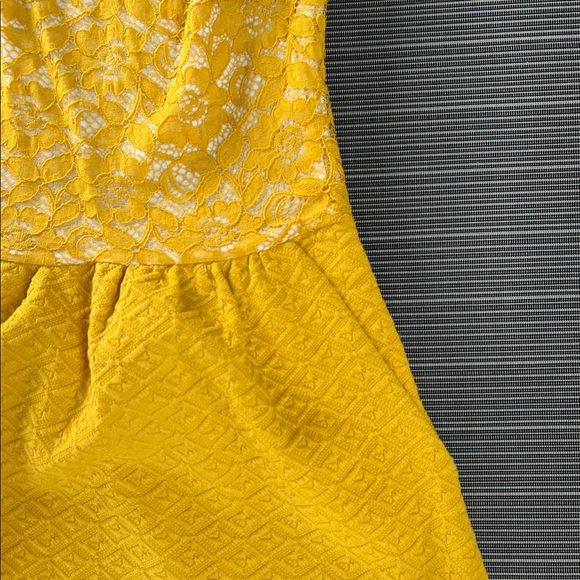 *gently worn* Anthropologie Maeve dress (size M) - Picture 4 of 11
